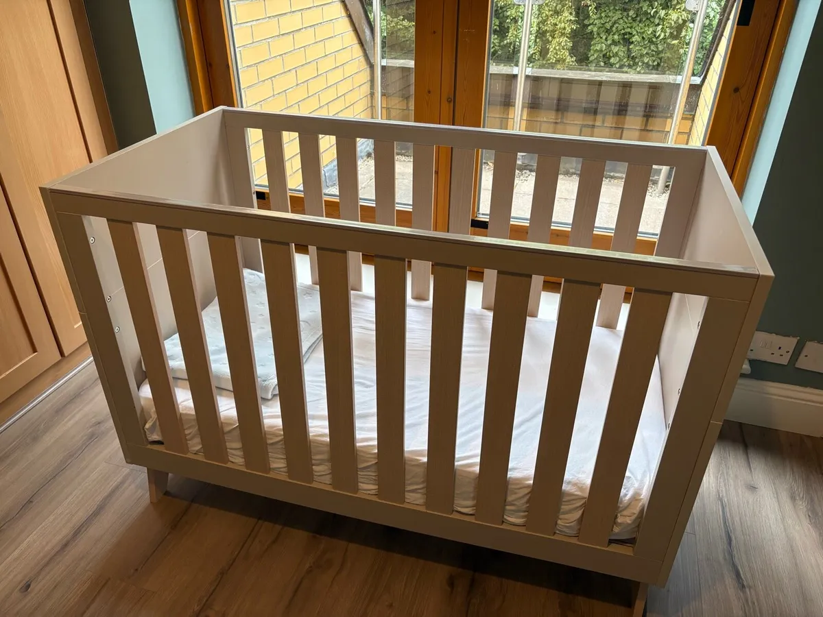 Cot - Image 3