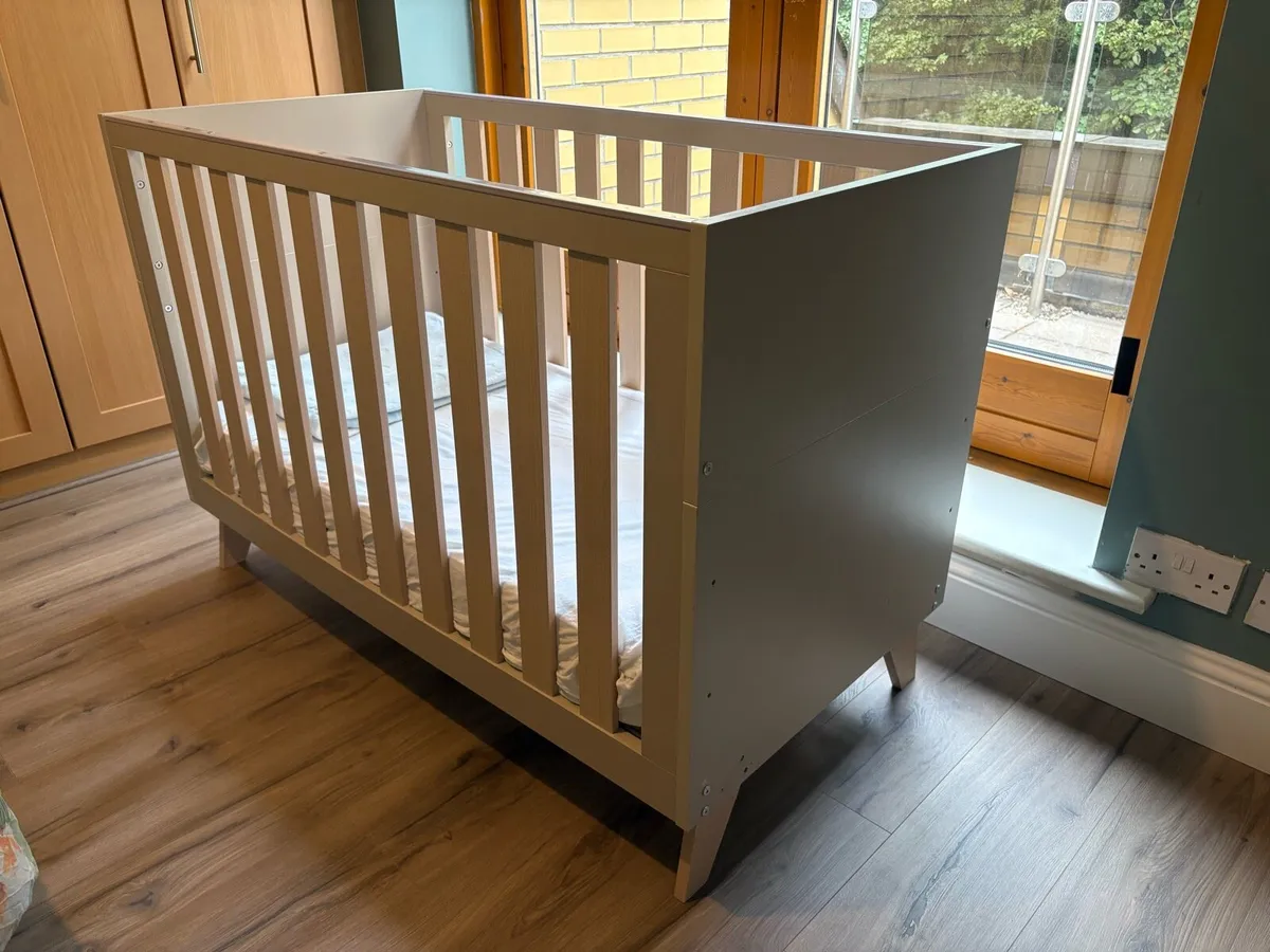 Cot - Image 2