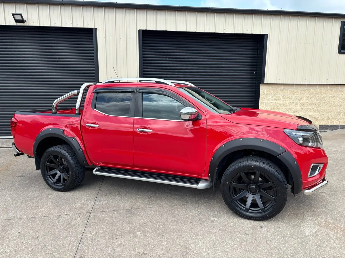 192 2019 NISSAN NAVARA 2.3 DCI TEKNA AUTO - Image 3
