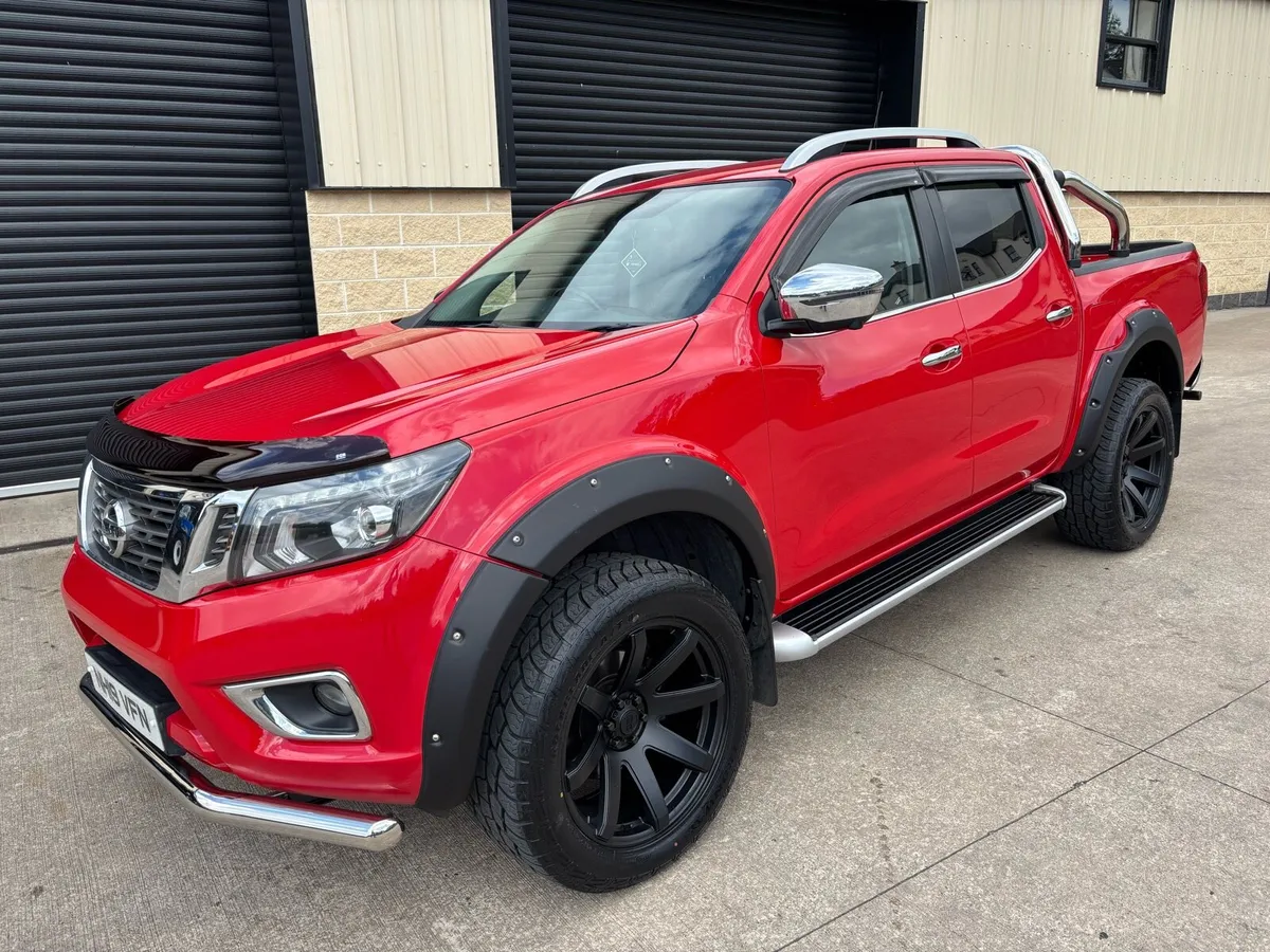192 2019 NISSAN NAVARA 2.3 DCI TEKNA AUTO - Image 2