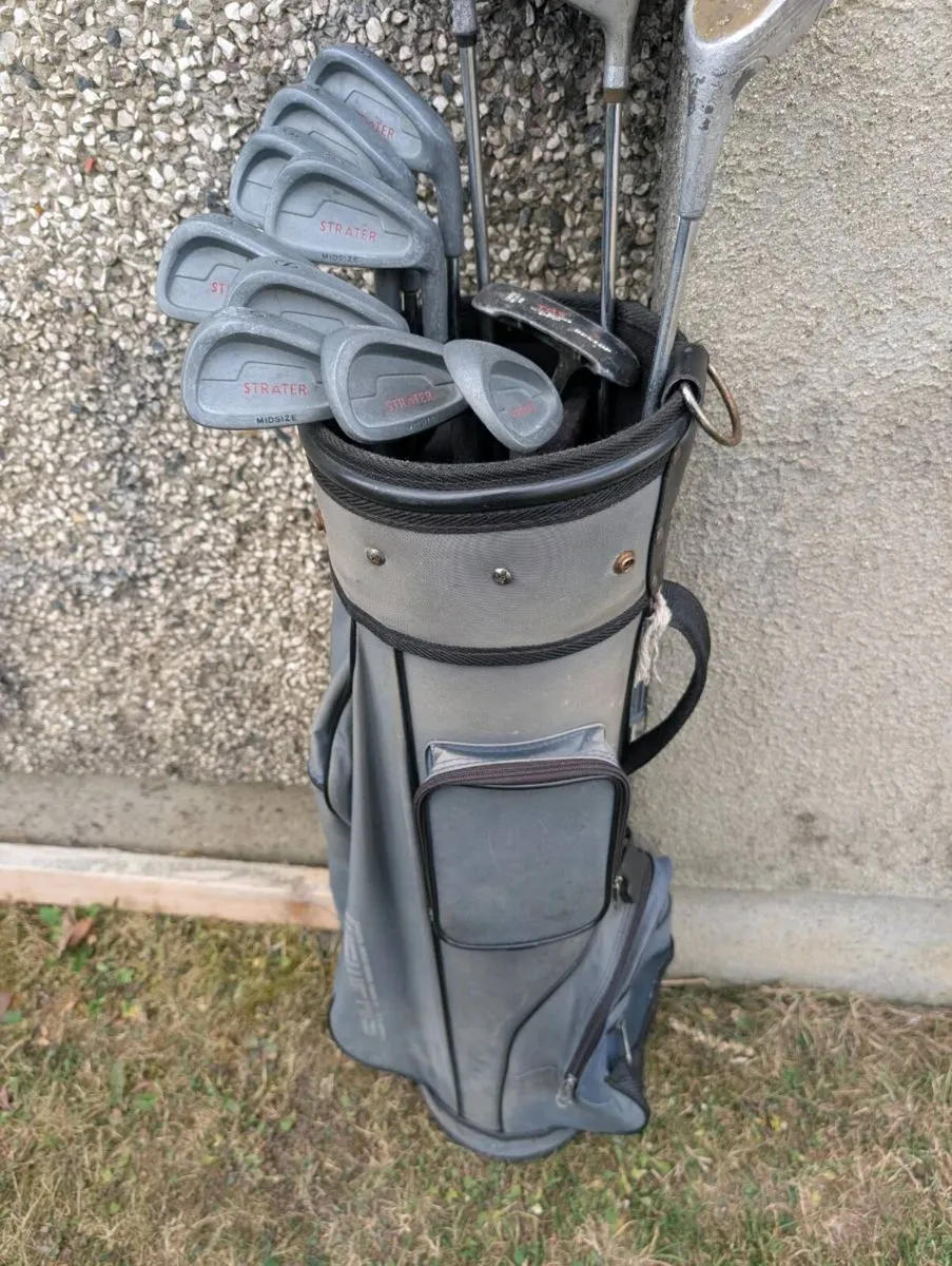 Driving range Golf clubs first come first served - Image 3