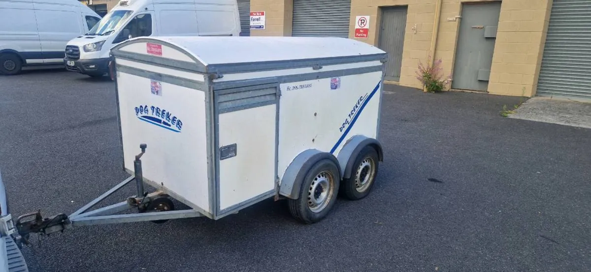 4 berth dog trailer - Image 1