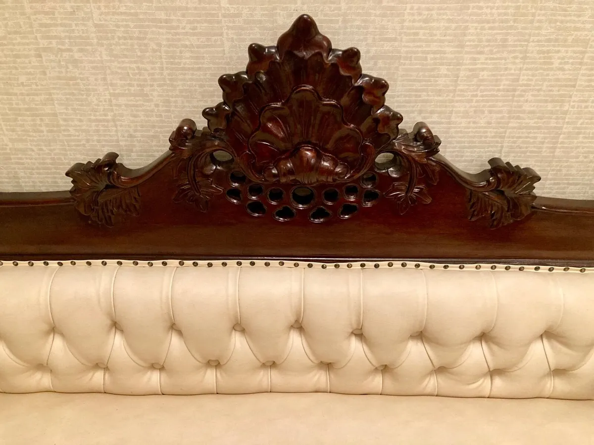 William IV Style Reproduction Double Scroll Settee - Image 4