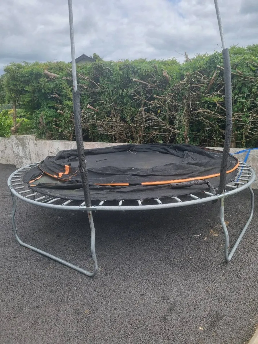 10ft Trampoline Free to collect - Image 2