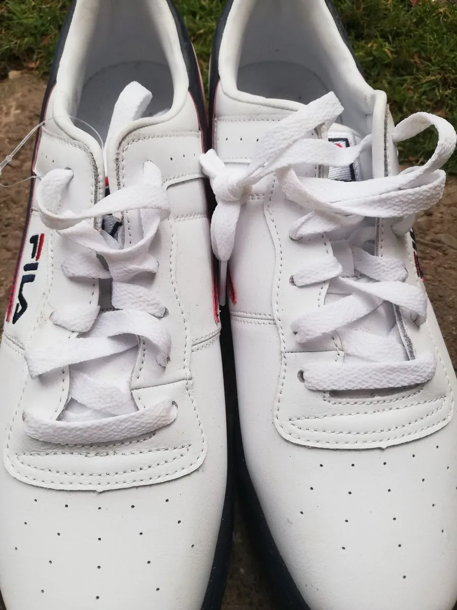 Golf shoes - Image 1
