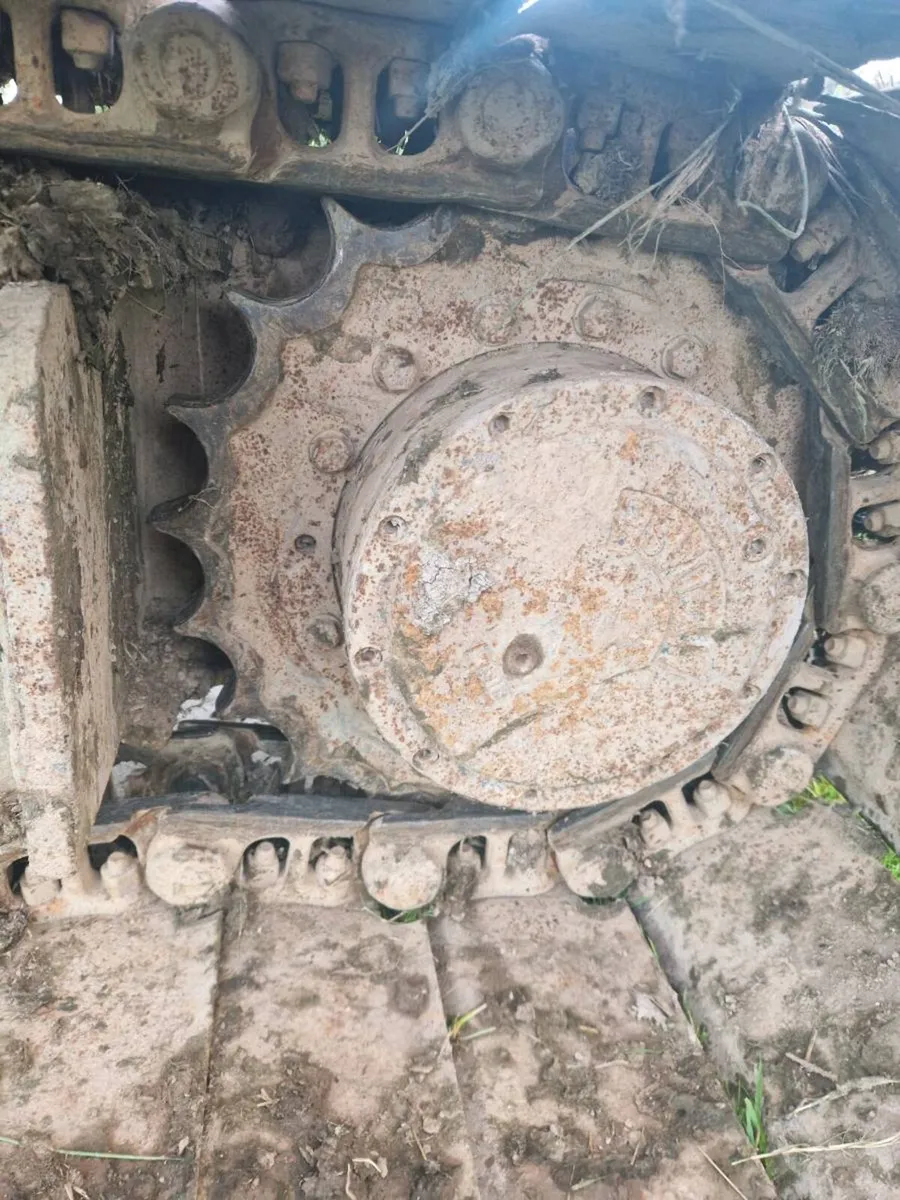 13T Daewoo excavator - Image 2