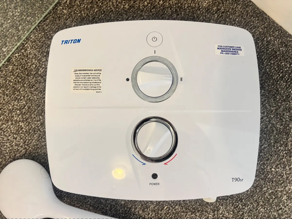 Triton T90sr Shower - Image 1