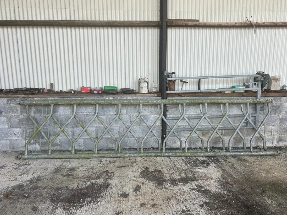 Feeding Barriers - Image 1
