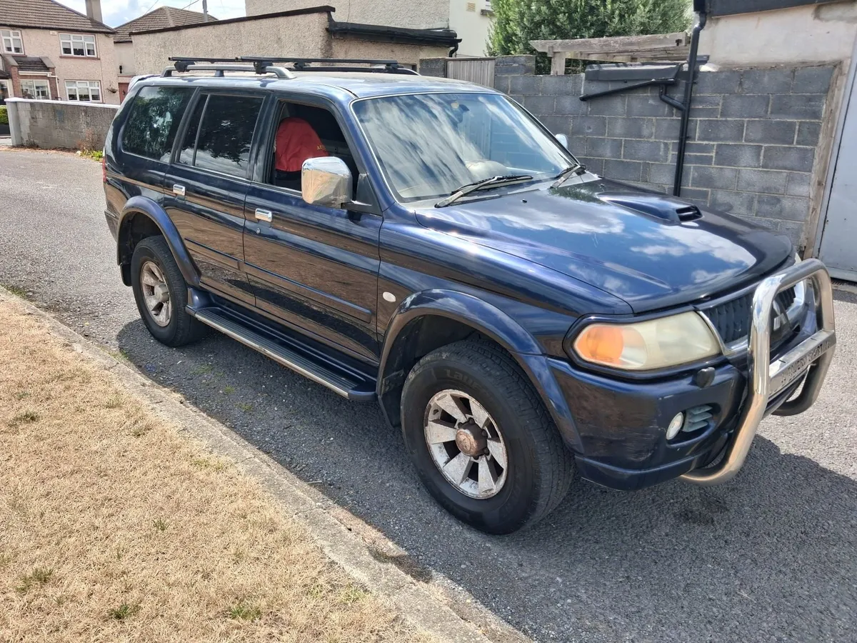 Mitsubishi Pajero 2005 - Image 2
