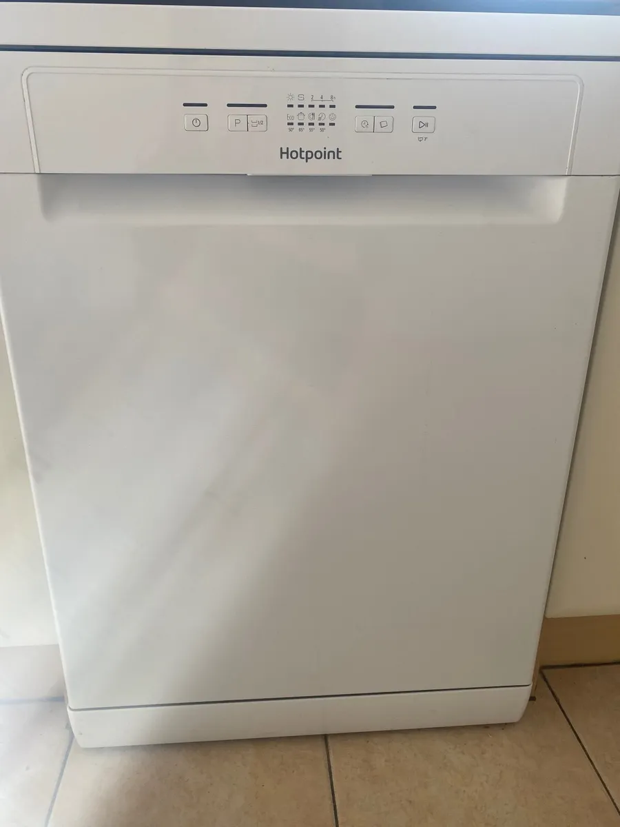 Hotpoint Dishwasher - Image 1