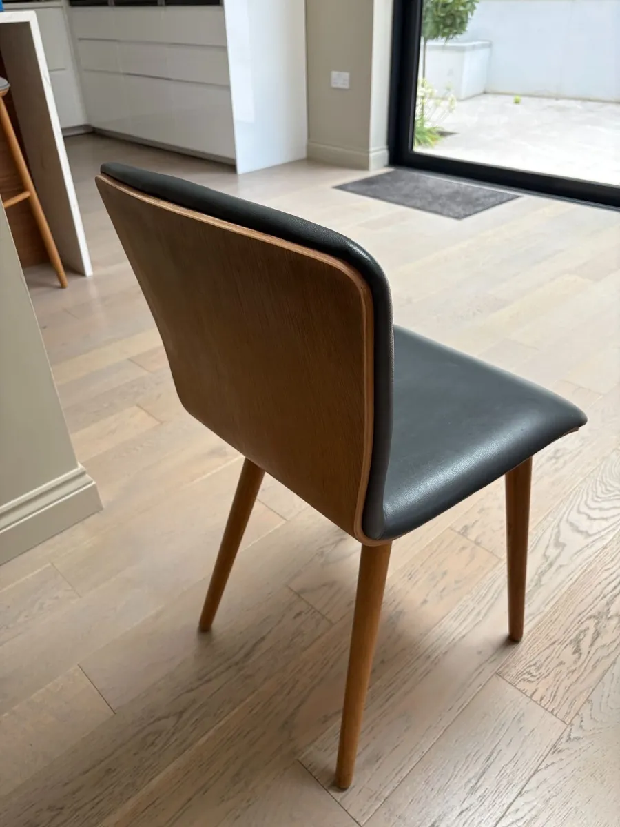 Extendable Dining Table, 4 Chairs & Bench - Image 4