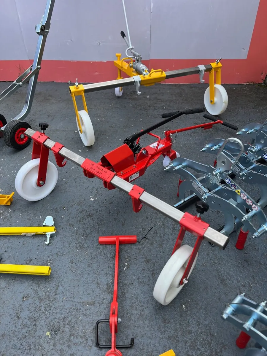 All Manhole Lifters at Toolman - Image 1