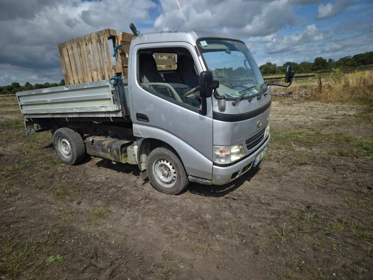 Toyota dyna - Image 1