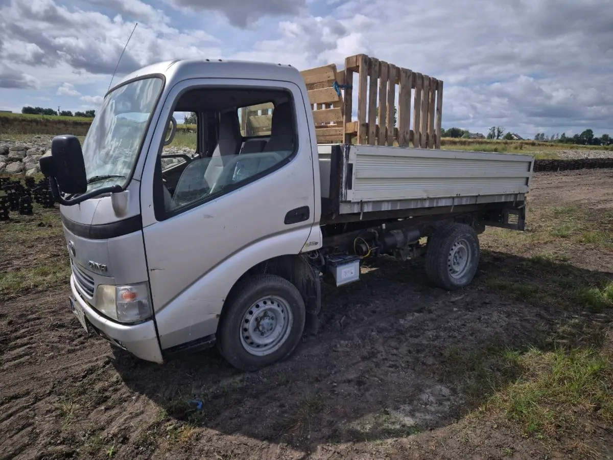 Toyota dyna - Image 3