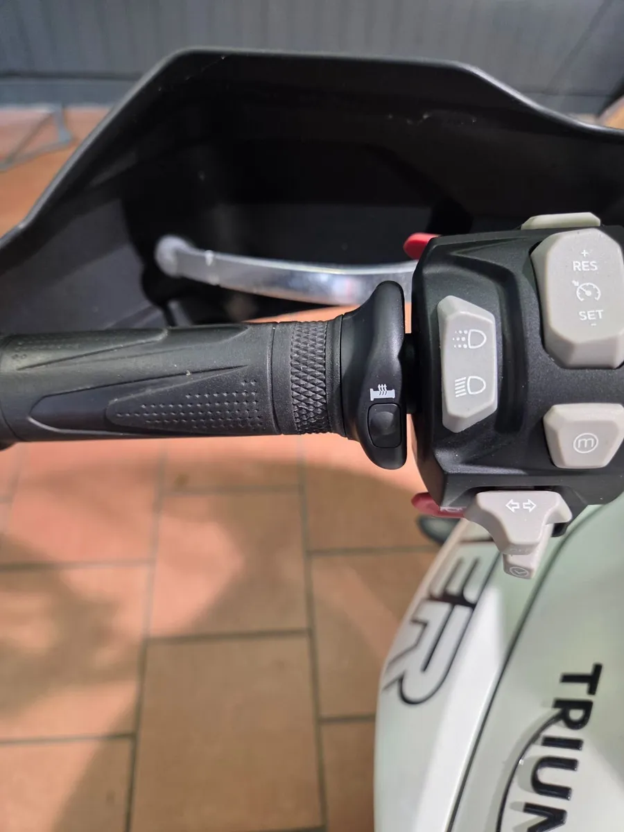 Triumph Tiger 2018 - Image 1