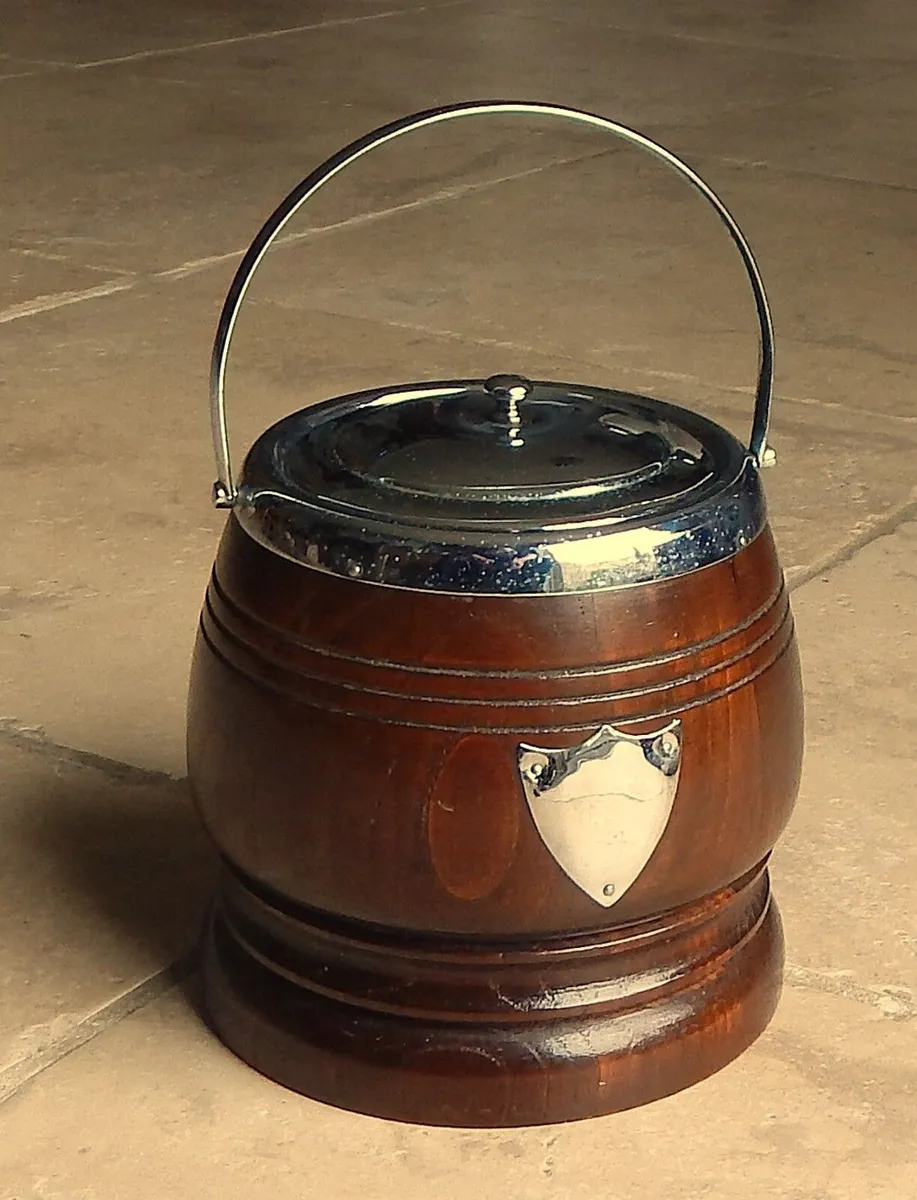 Vintage Oak Biscuit Barrel/Ice Bucket - Image 1