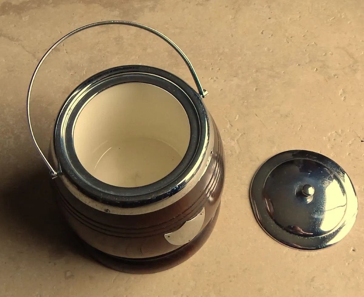Vintage Oak Biscuit Barrel/Ice Bucket - Image 4