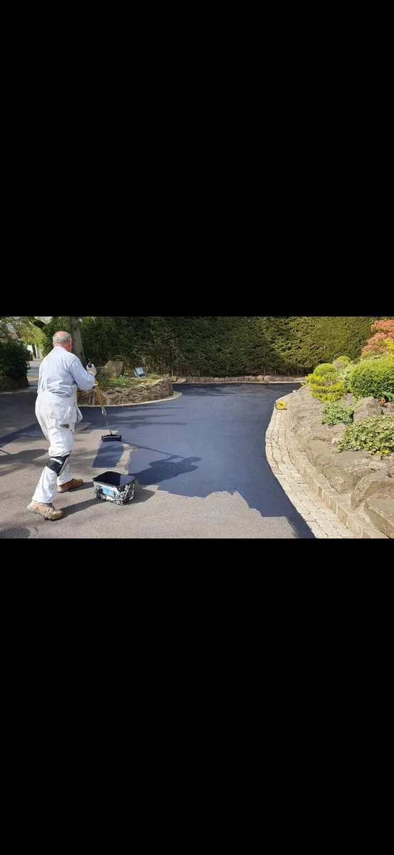 All types of driveway paints - Image 1