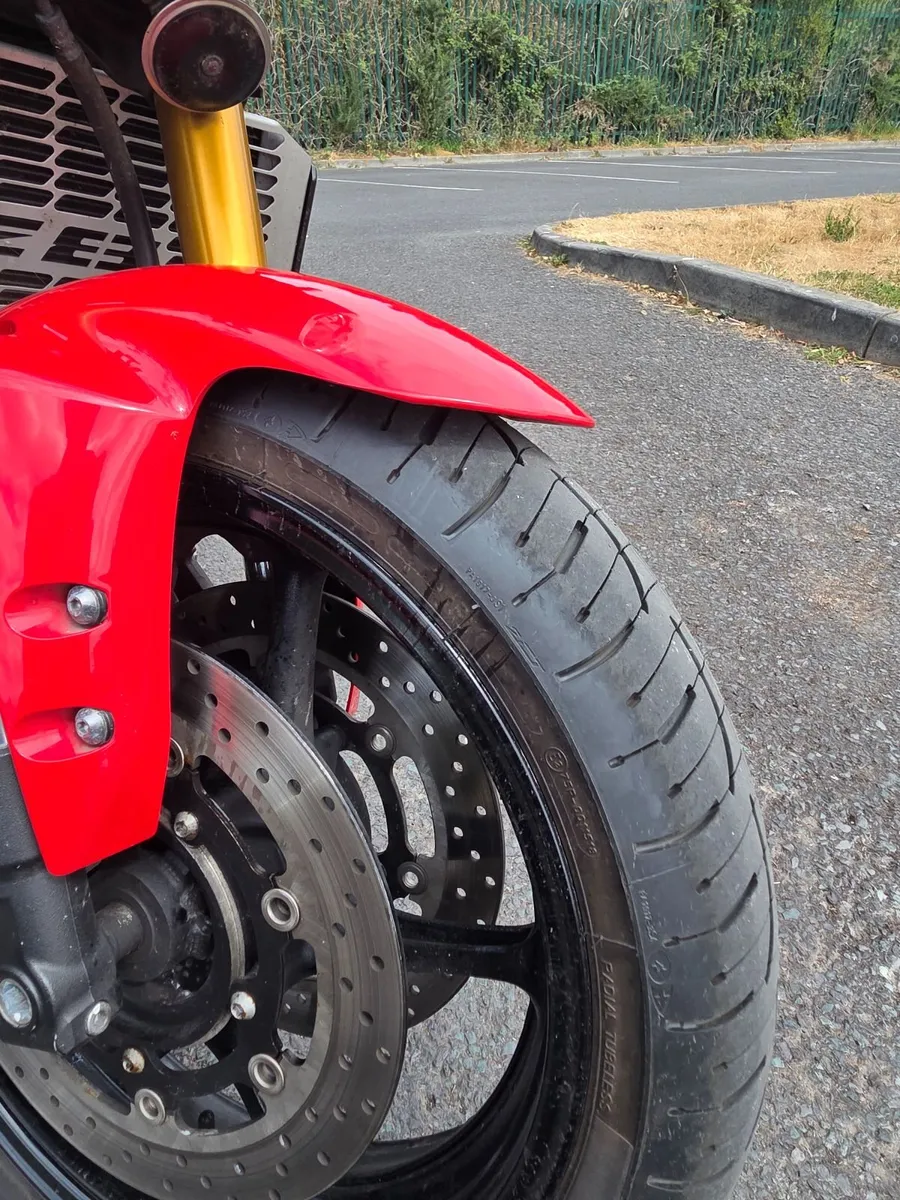 YAMAHA FZ8 (Fazer 800) - Image 2