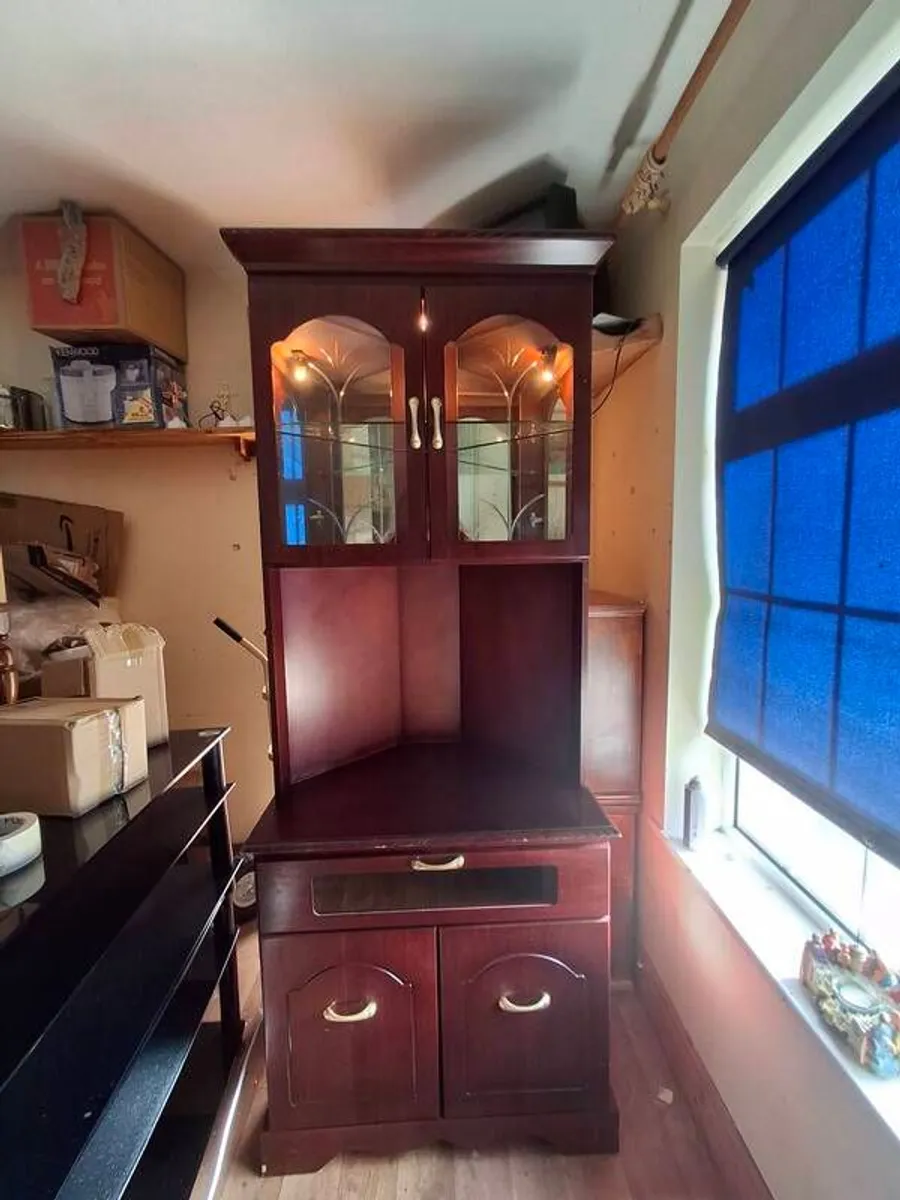 Display Cabinet - Image 2