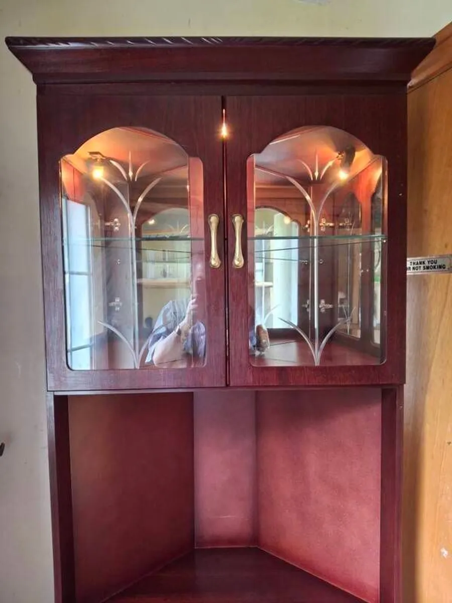 Display Cabinet - Image 4