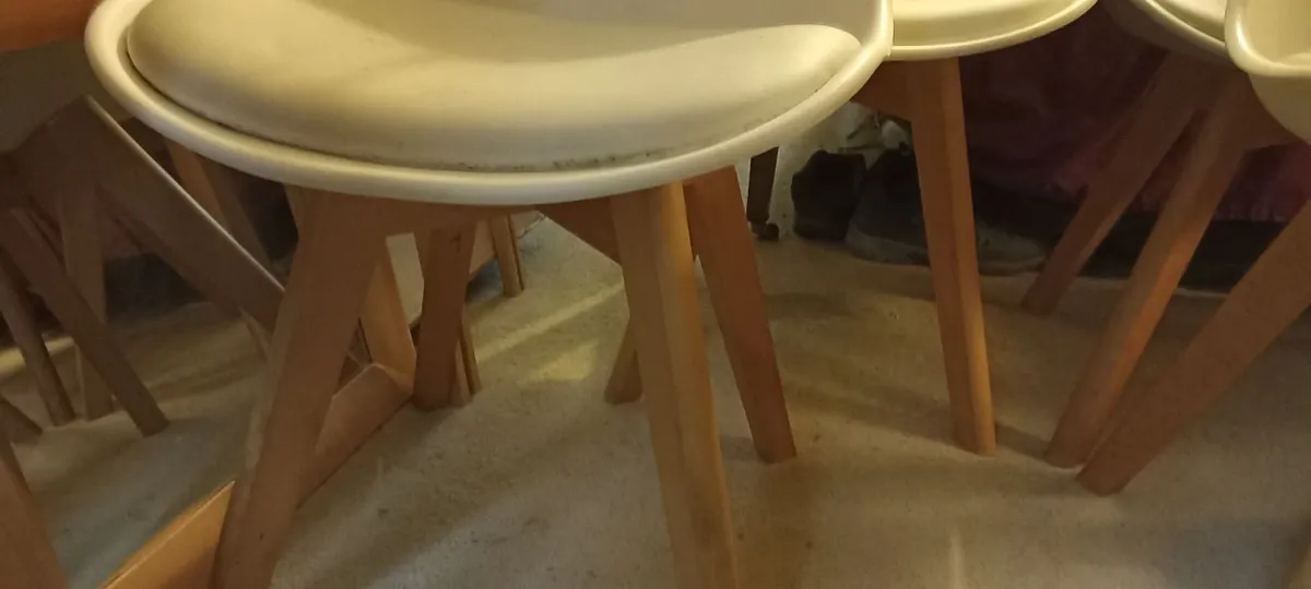 Set of Five kitchen chairs - Image 1