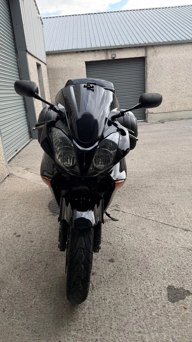 HONDA VFR800 2003 - Image 3