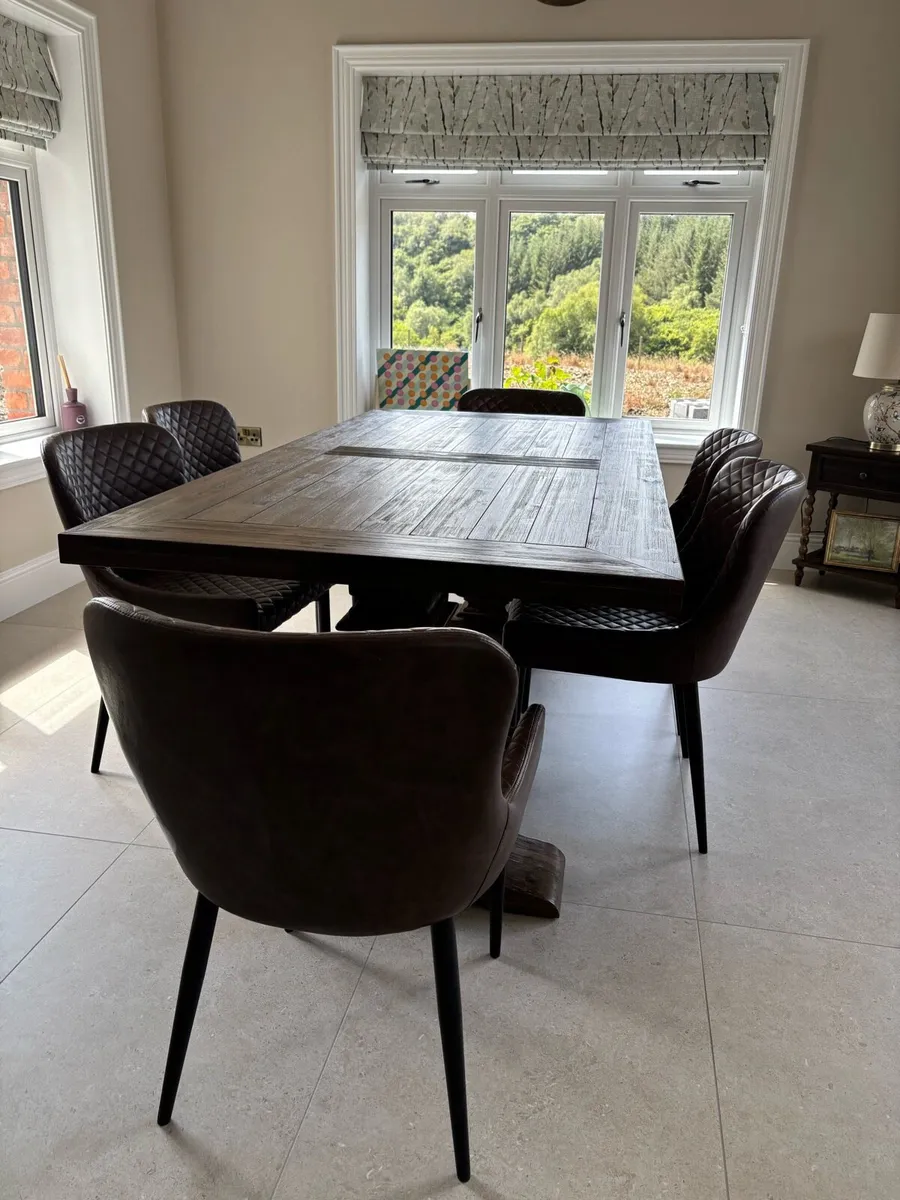 Dining table and chairs - Image 3