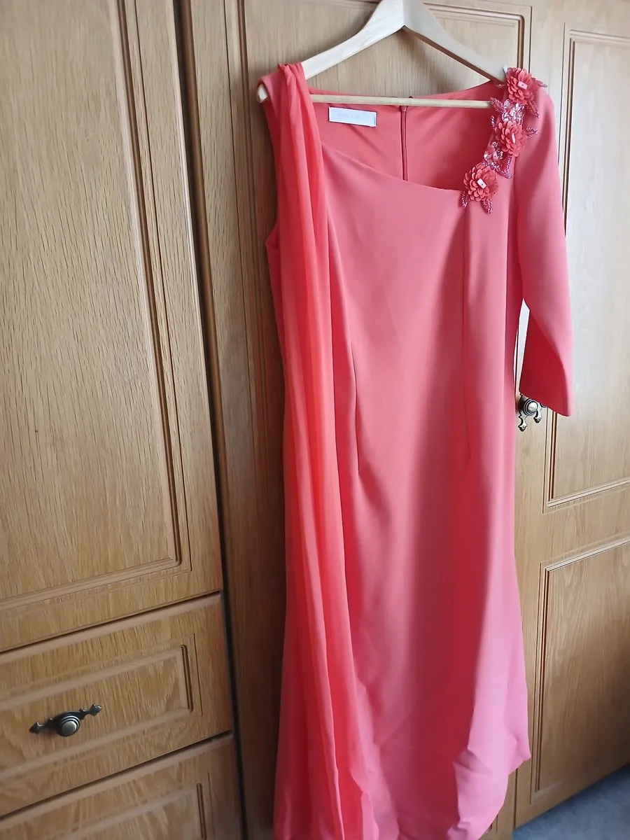 dress - Image 2
