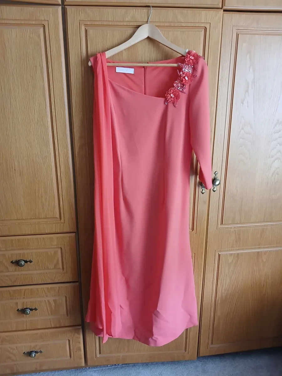 dress - Image 1