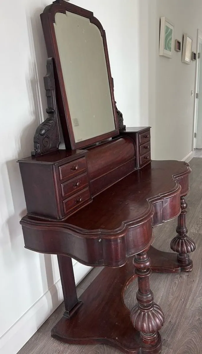 Dressing Table - Image 2