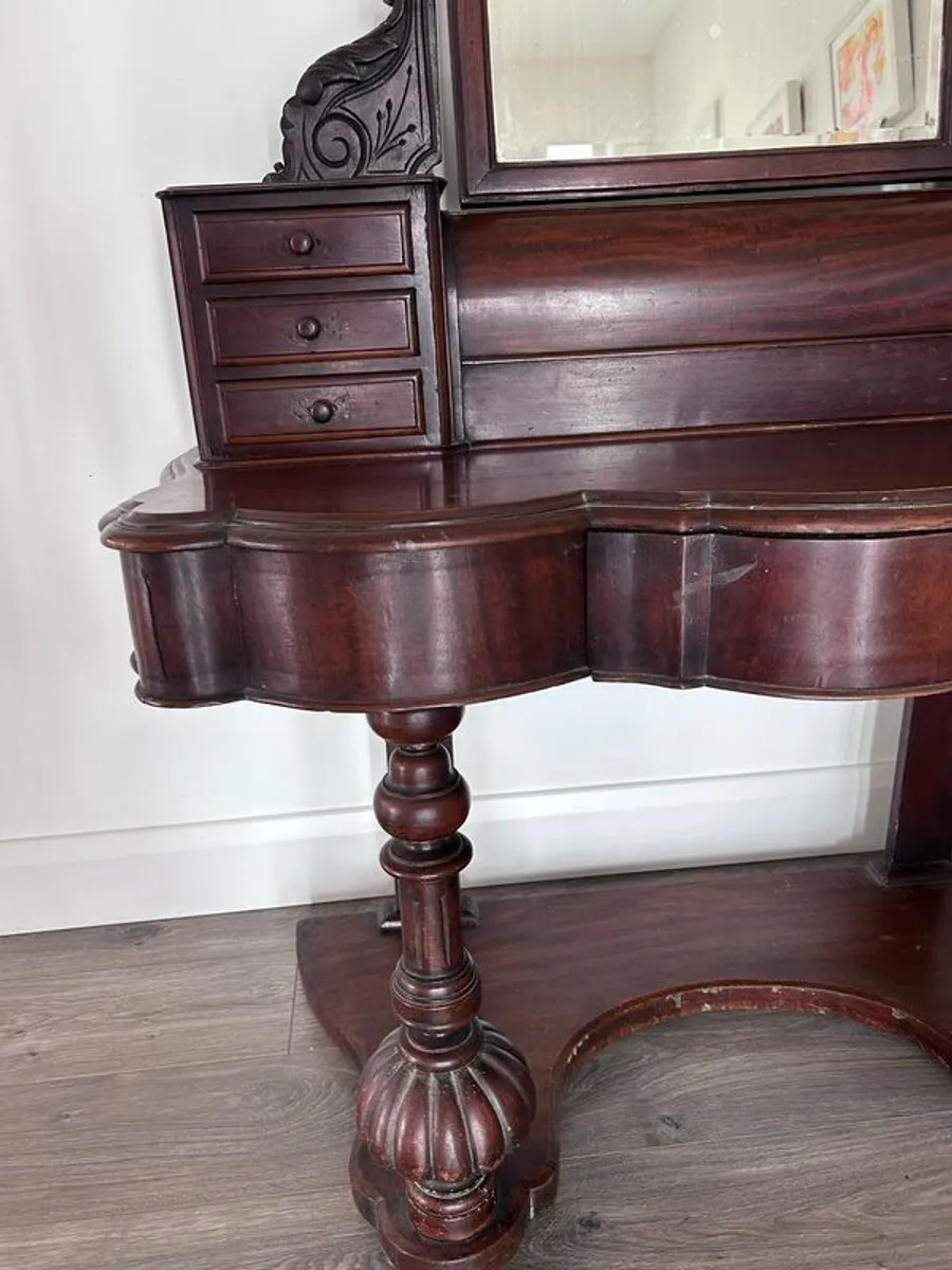 Dressing Table - Image 3