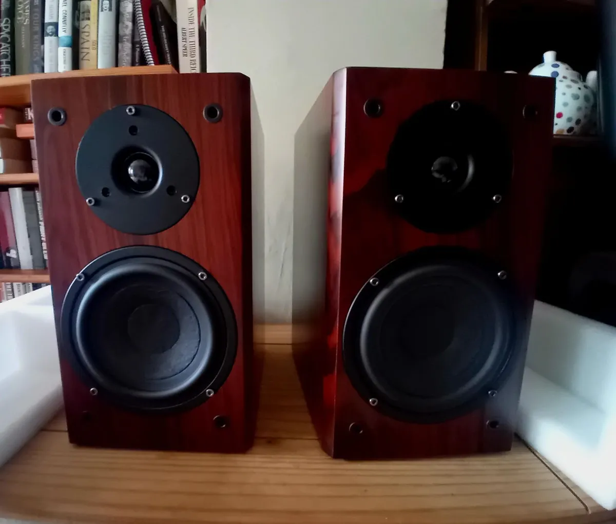 Hi Fi Speakers. Vanguard Scout - Pair. Brand New. - Image 1