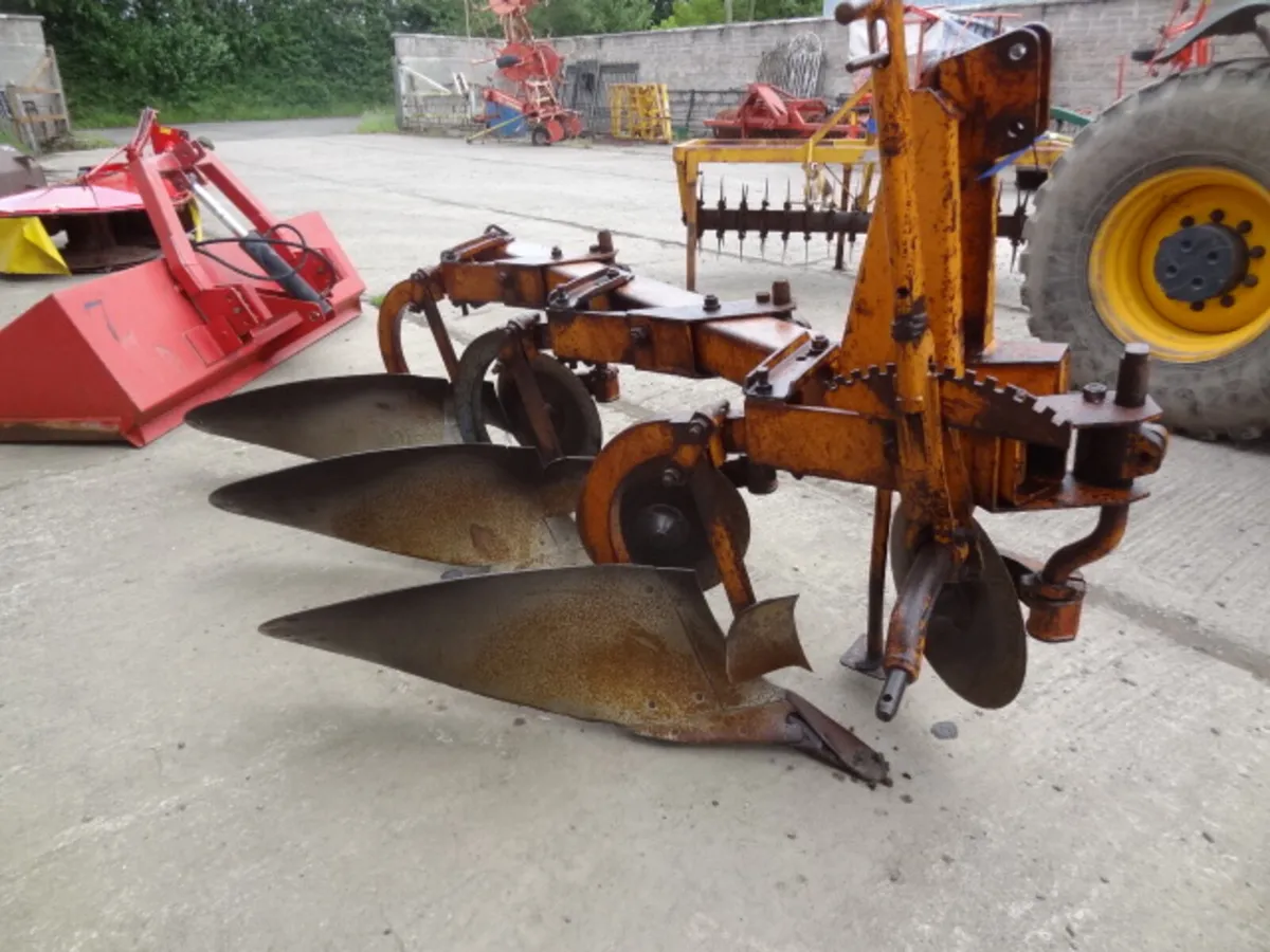 Overum 3 Furrow Conventional Plough - Image 1
