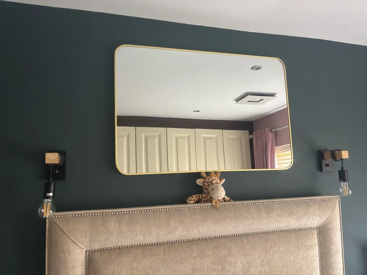 Mirrors and lamps - Image 2
