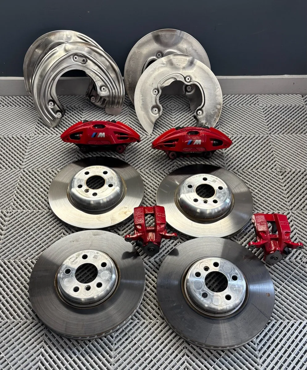 Genuine Bmw M brake kit - Image 1