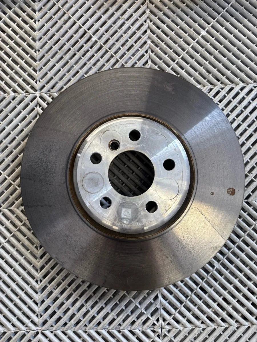 Genuine Bmw M brake kit - Image 3