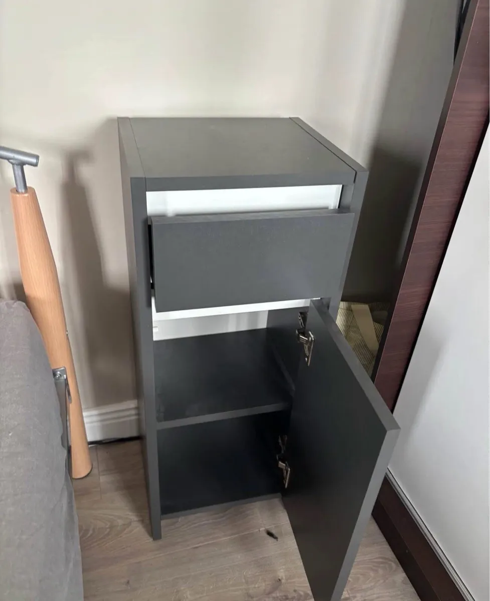 Bedside lockers set - Image 2