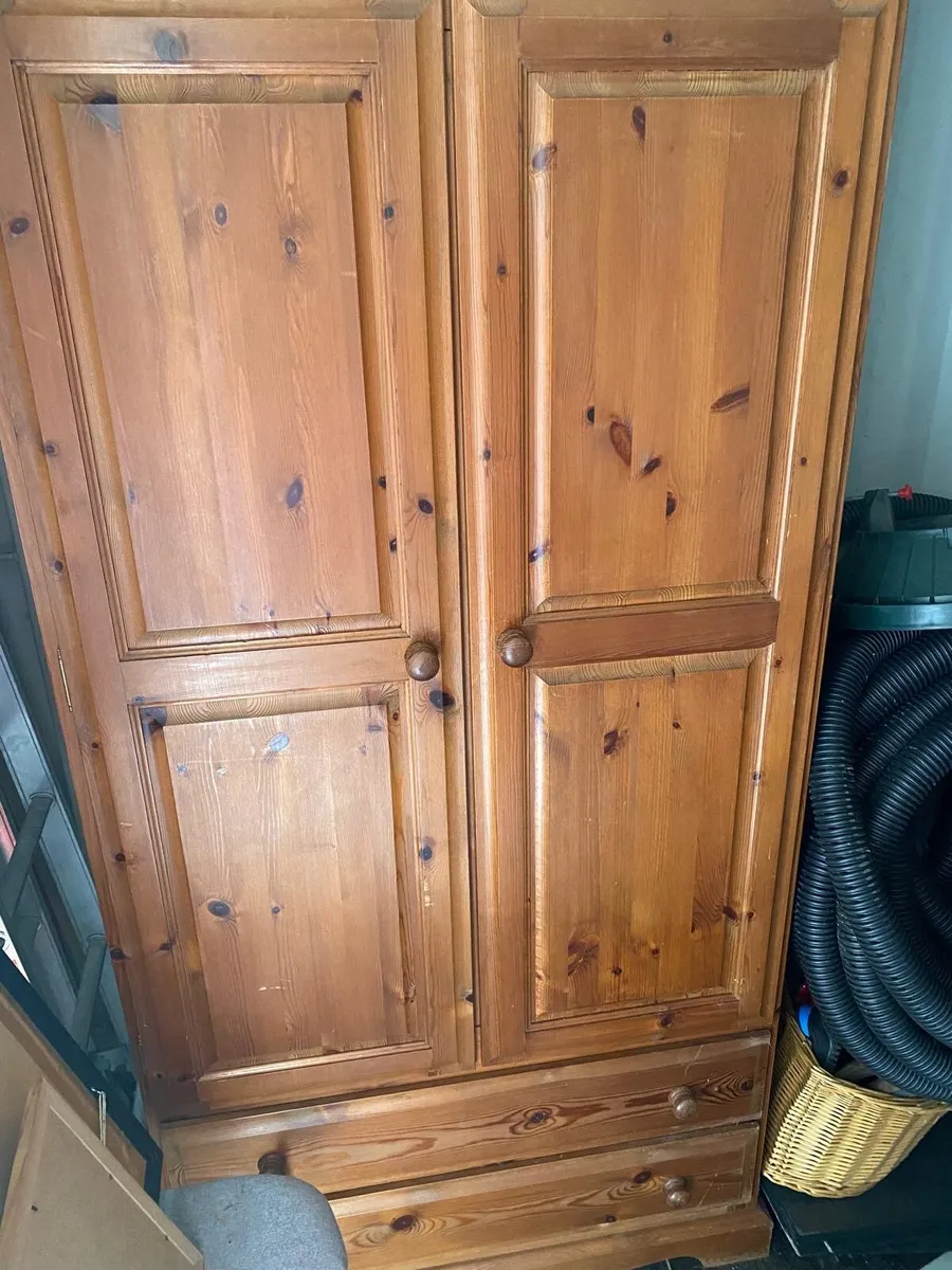 Wardrobe - Image 2