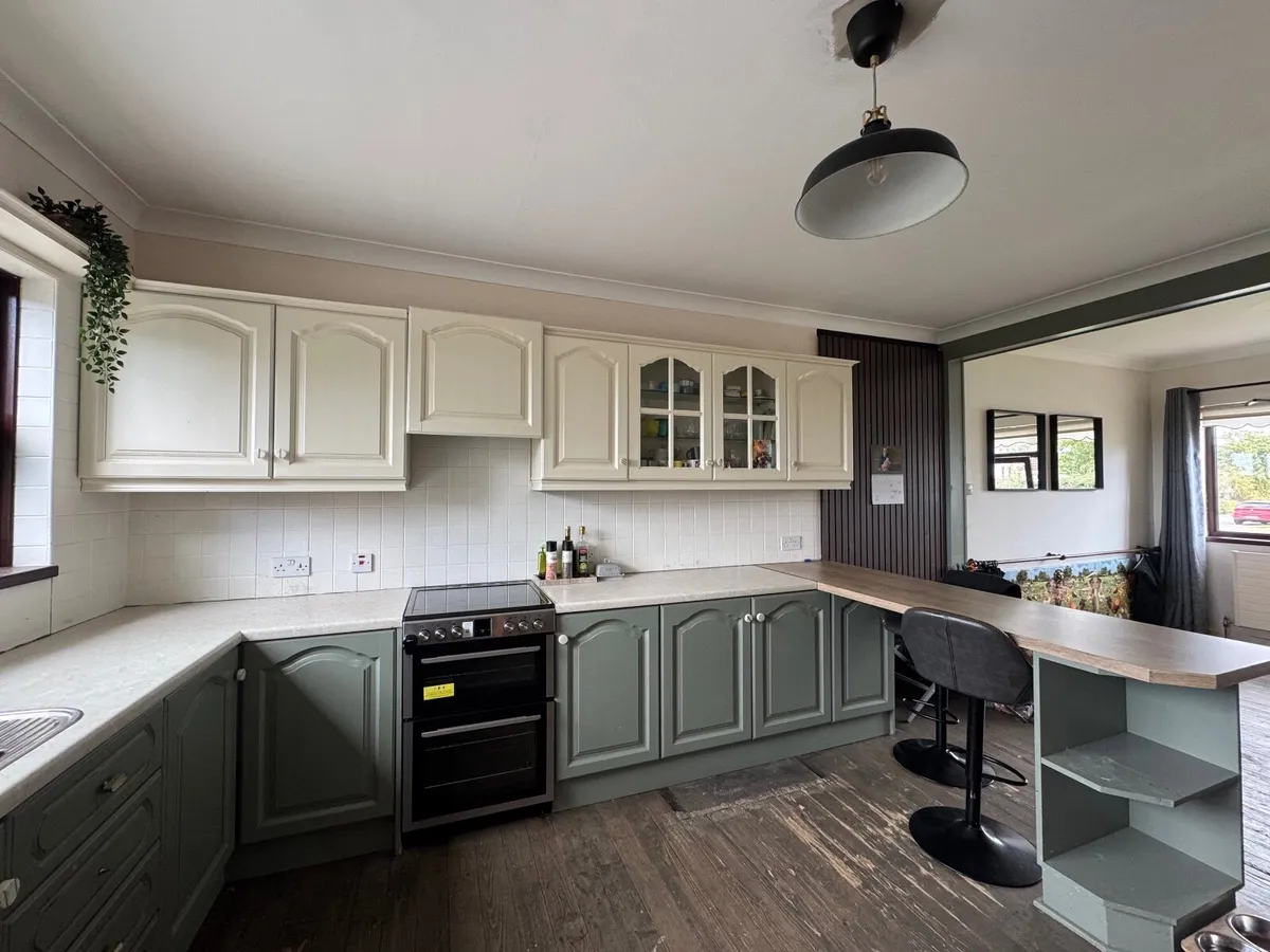 Kitchen - Image 3