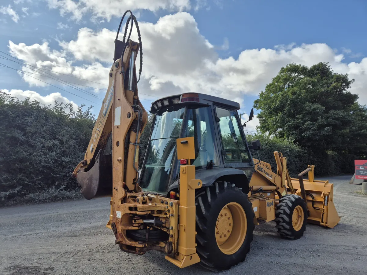 Case 580 Super Digger Loader - Image 3