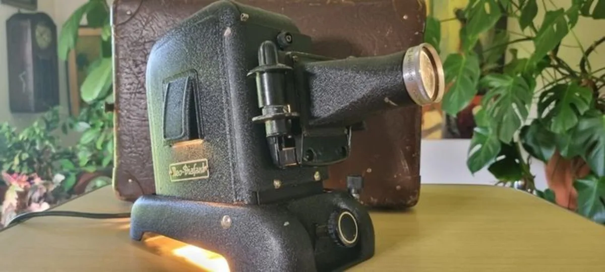 Vintage Neo-Diafant projector - Image 3