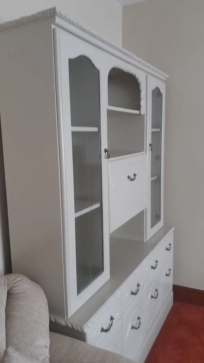 Wall Unit - Image 2