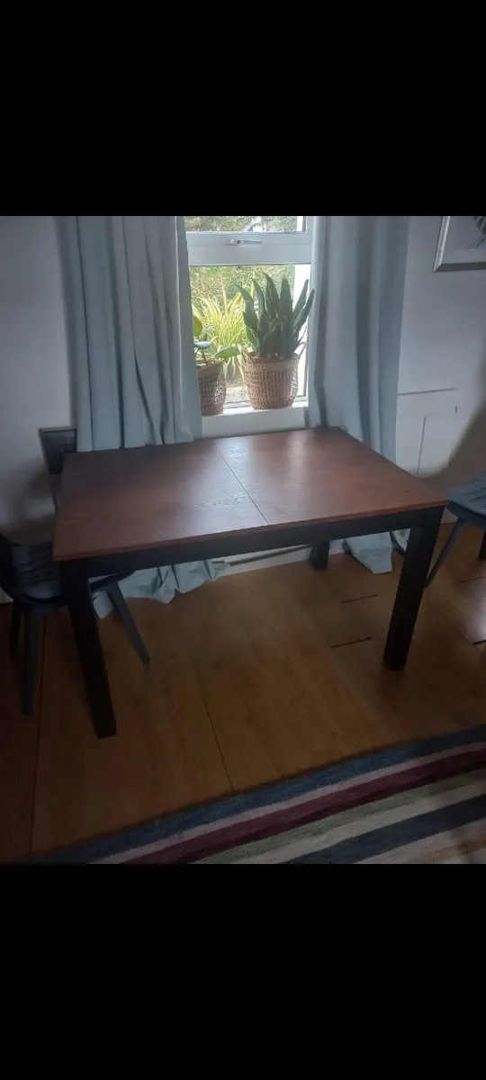 Ikea ALHULT table - Image 1