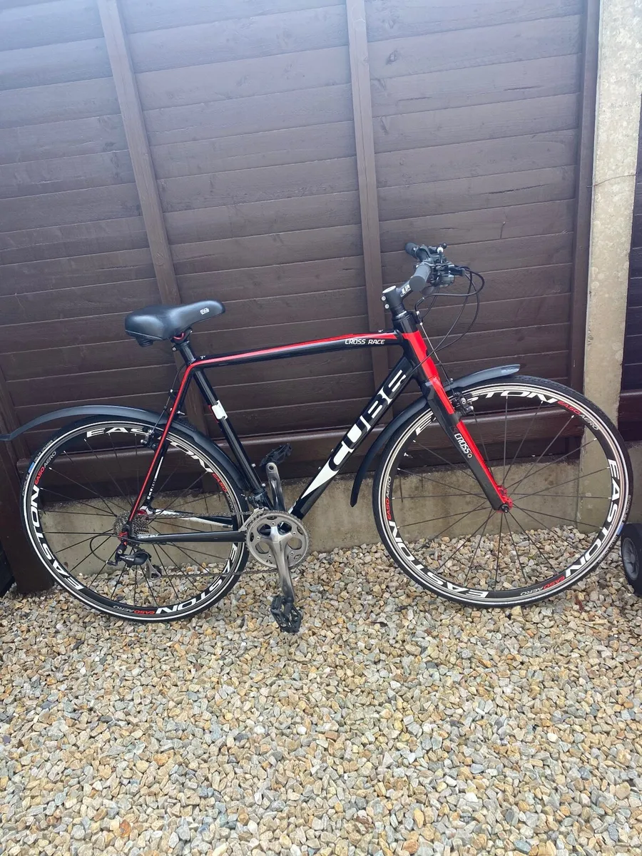 Man’s Racing Cross Bike - Image 1