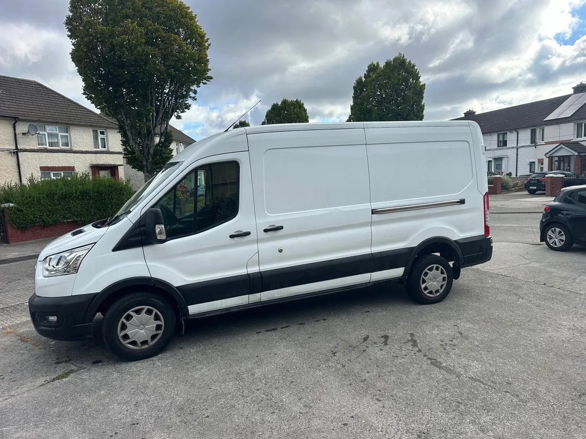 Ford Transit 2021 - Image 3