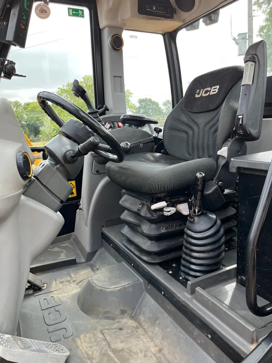 2021 JCB Tm320s - Image 2