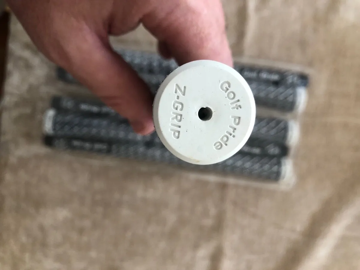 6 Golf Pride Z Grips ( Standard Size ) - Image 4
