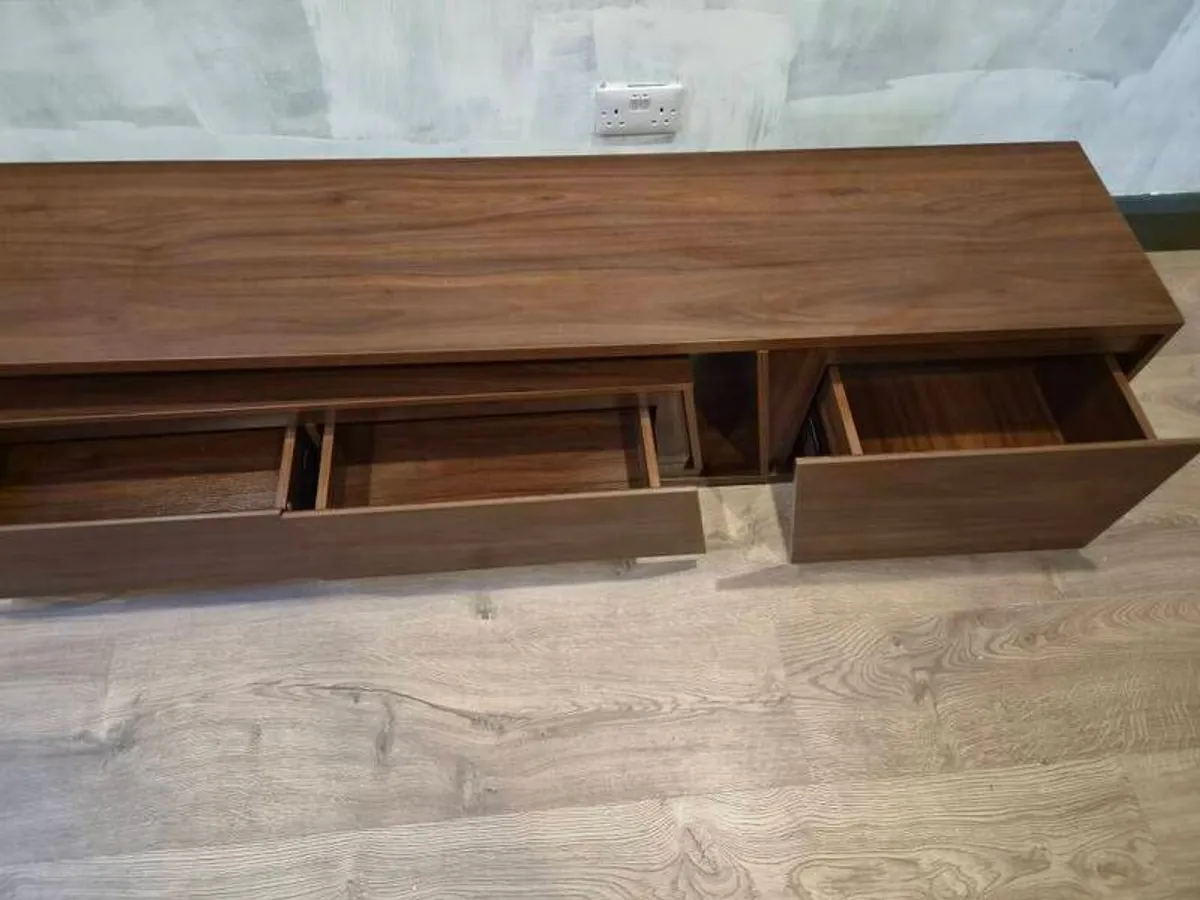 Extendable TV stand with drawers - Image 2