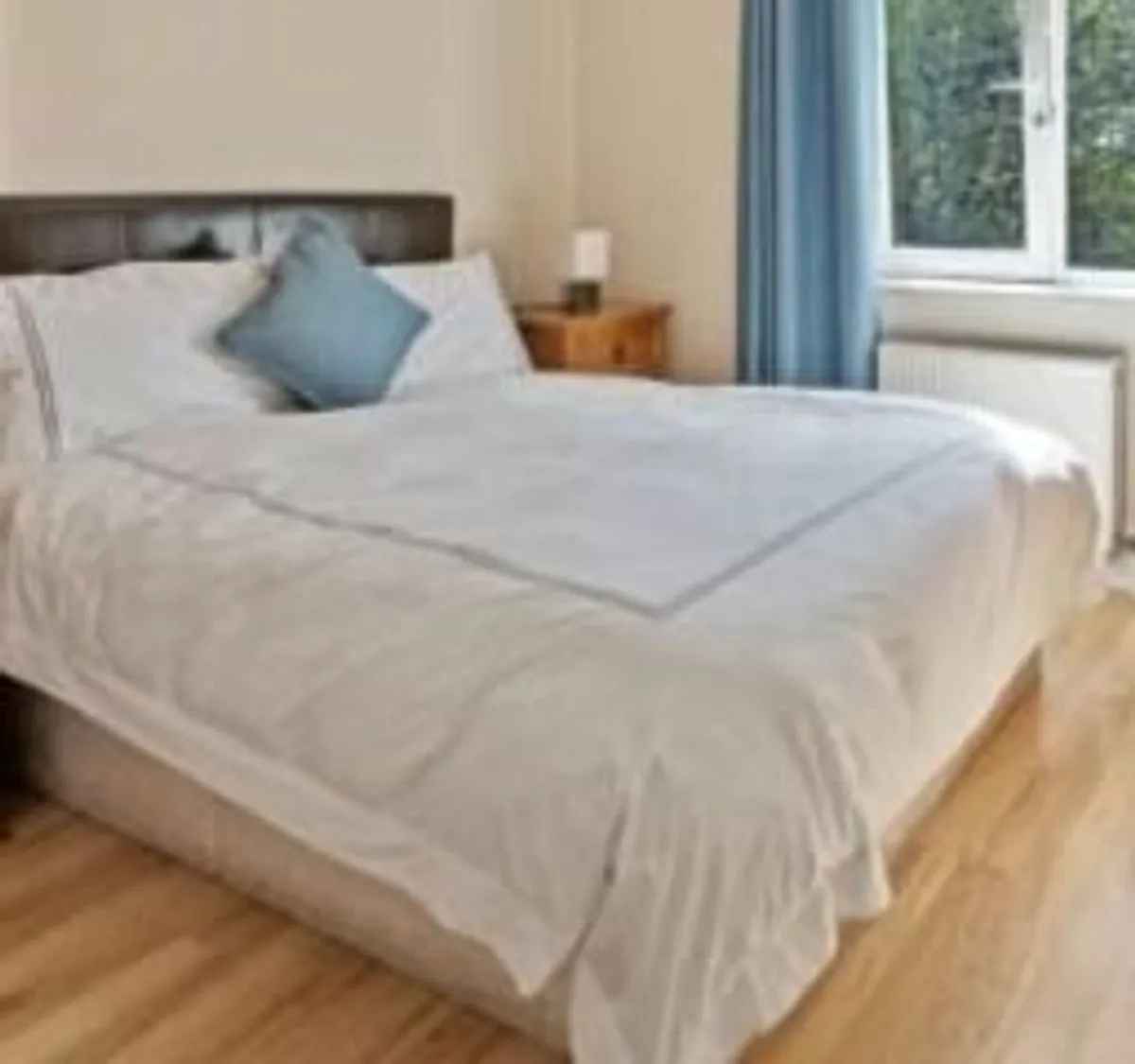 Double divan beds (80 euro each) incl mattresses in great condition. Sold separately (80 euro ea) or together (140 euro) - Image 2